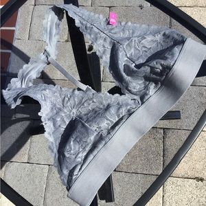 Victoria’s Secret Pink bralette